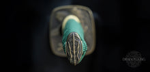 Load image into Gallery viewer, Taikyu Folded Steel Katana