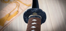 Load image into Gallery viewer, Mukade Ni Katana- NA